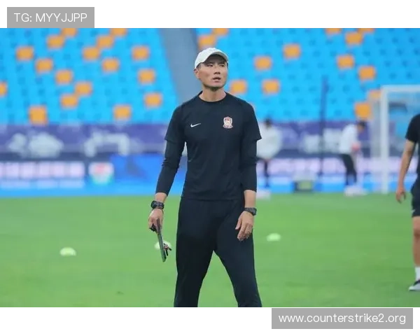 萨尔瓦多今日独自参加津门虎队训练 聚焦个人状态调整